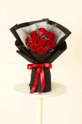 10 RED ROSE