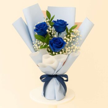 3 BLUE ROSE BOUQUET