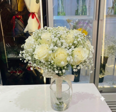 15 ROSES WEDDING BOUQUET