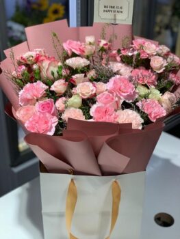 FLORIST SPECIAL BAG BOUQUET