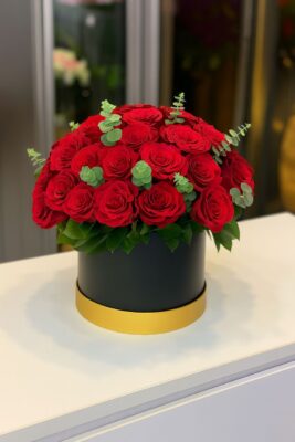 RED BOX BOUQUET