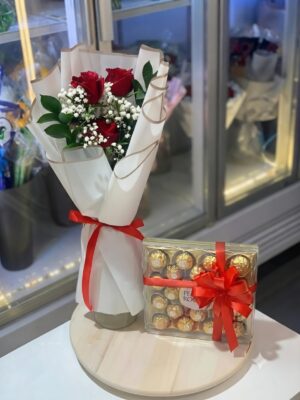 CHOCOLATE AND ROSE COMBO GIFT