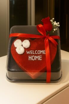 Red Velvet Cake Half KG