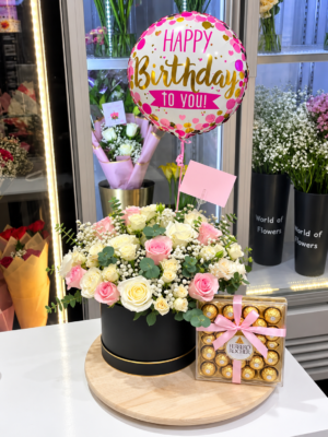 FLOWER BOUQUET AND LINDOR CHOCOLATE