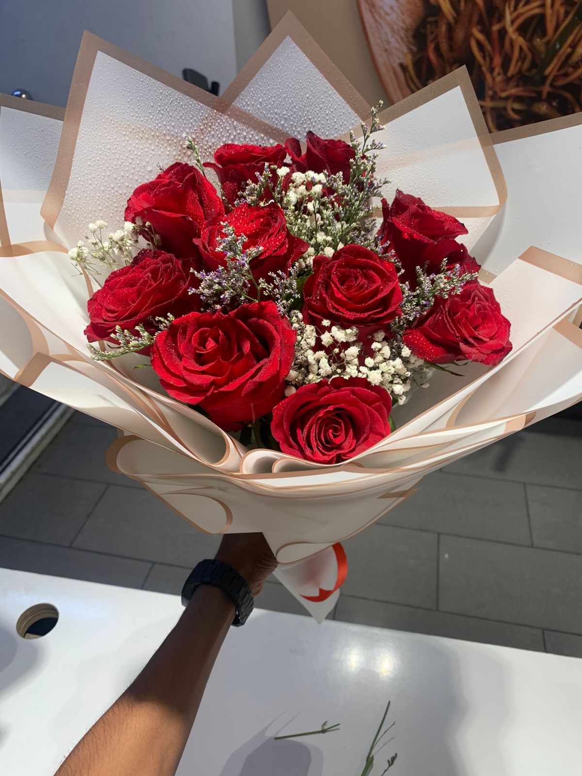 10 RED ROSE BOUQUET(100 AED)2