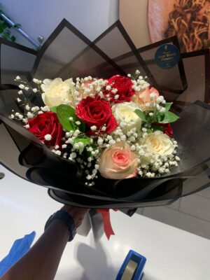 10 ROSE BOUQUET
