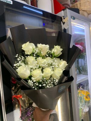 12 ROSE BOUQUET(110 AED) (3)