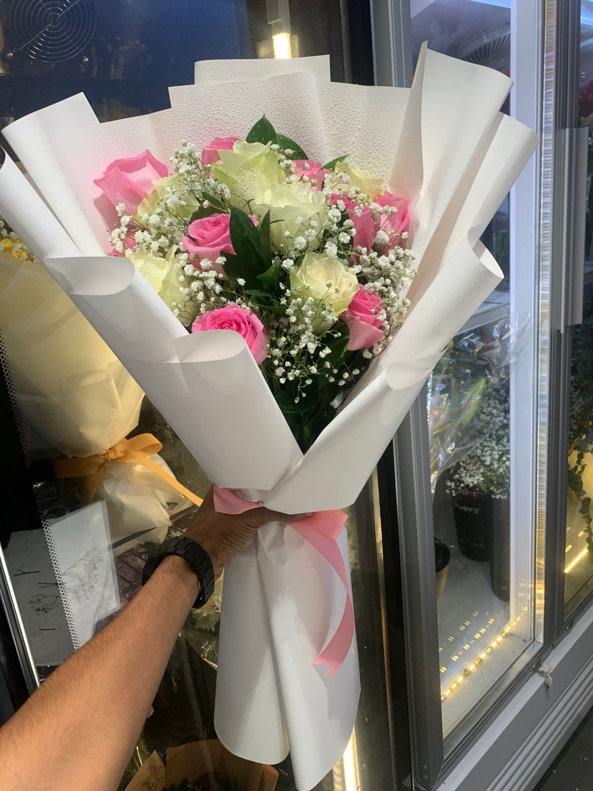 15 ROSE BOUQUET(125 AED)2