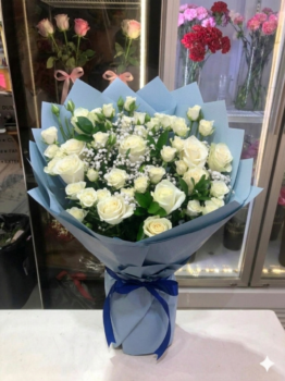 MIX WHITE ROSE BOUQUET