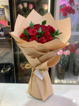 12 RED ROSE BOUQUET