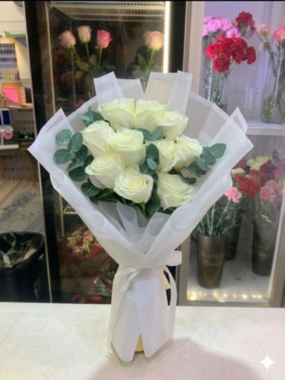 WHITE ROSE BOUQUET