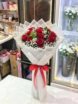 10 RED ROSE BOUQUET