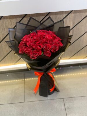 20 ROSE BOUQUET(170 AED)1