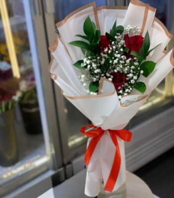 3 RED ROSE BOUQUET