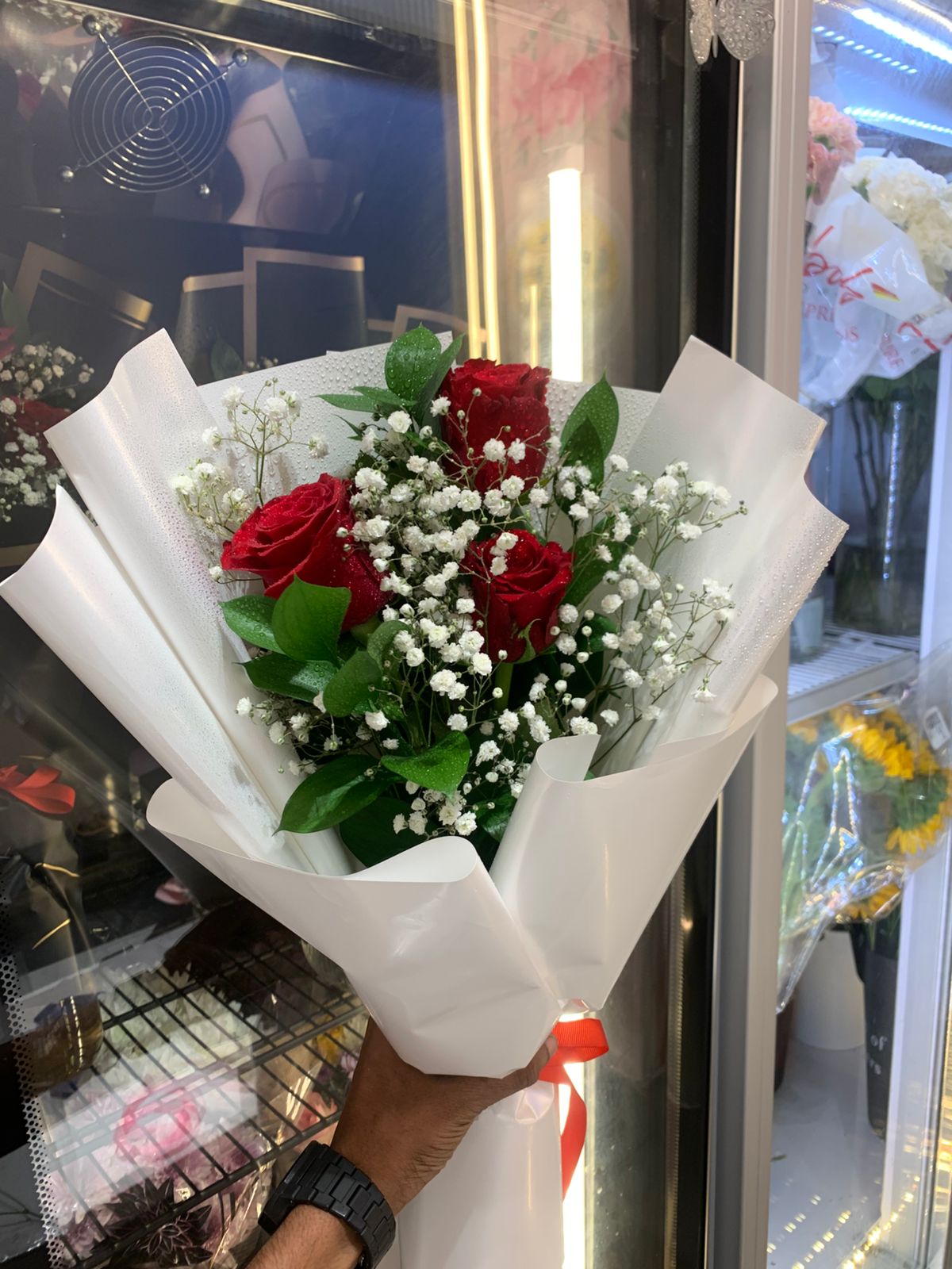 3 RED ROSE BOUQUET(35 AED)1