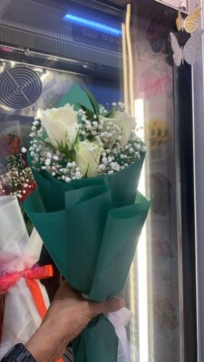 WHITE ROSE BOUQUET
