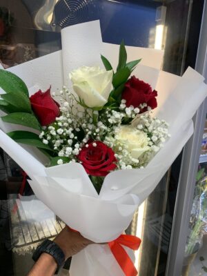 5 ROSE BOUQUET