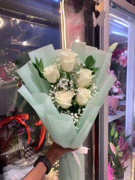 WHITE ROSE BOUQUET