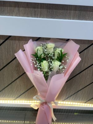 WHITE ROSE BOUQUET
