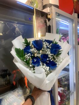 BLUE ROSE BOUQUET