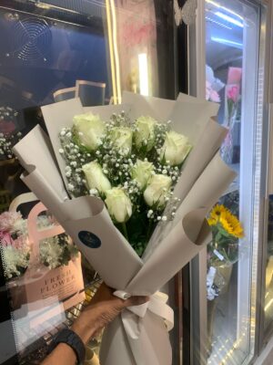 WHITE ROSE BOUQUET