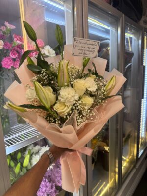 WHITE BOUQUET