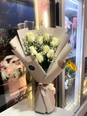 WHITE ROSE BOUQUET
