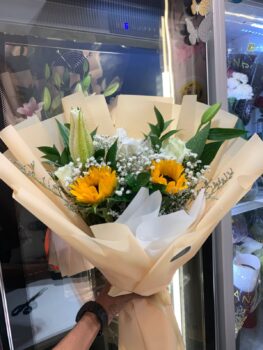 SUNFLOWER LILLY BOUQUET