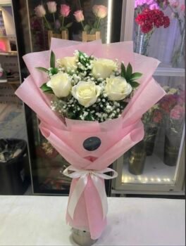 WHITE ROSE BOUQUET