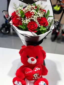 RED ROSE BOUQUET WITH TEDDY