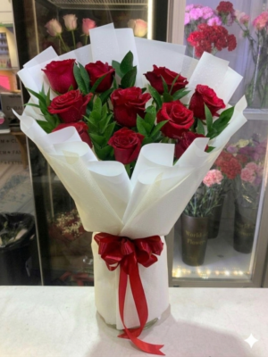 10 Red Rose Bouquet