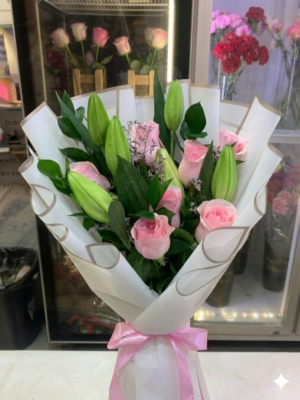 Rose Lilly Bouquet