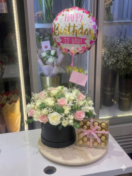 Box Bouquet with Lindor Chocolate and Balloon
