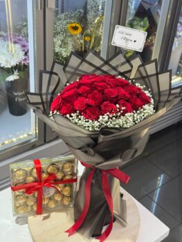 20 ROSES BOUQUET AND CHOCOLATE