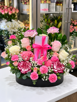 GIFT ARRANGEMENT