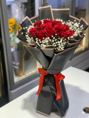 12 Red Rose Bouquet