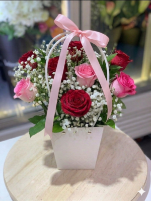 RED PINK ROSE BAG