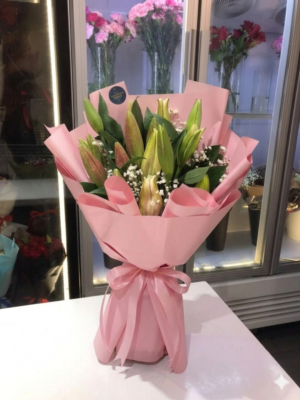 LILLY BOUQUET