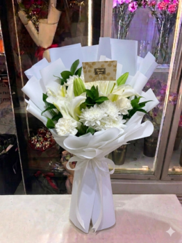 WHITE FLOWER MIX BOUQUET