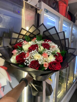 30 MIX ROSES BOUQUET