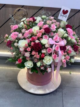 PREMIUM MIX FLOWER BOX