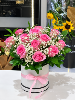 PINK ROSE BOX BOUQUET