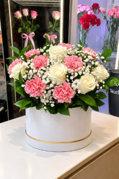 CARNATION ROSE BOX