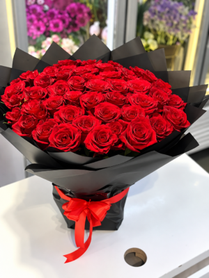 PREMIUM RED ROSE BOUQUET - 51 ROSES