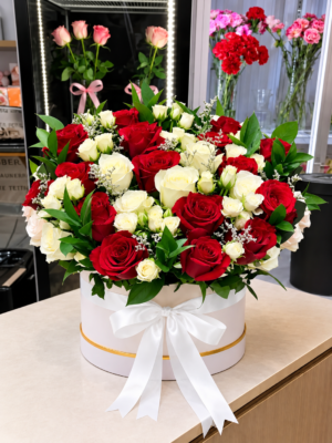 PREMIUM RED WHITE MIX BOX