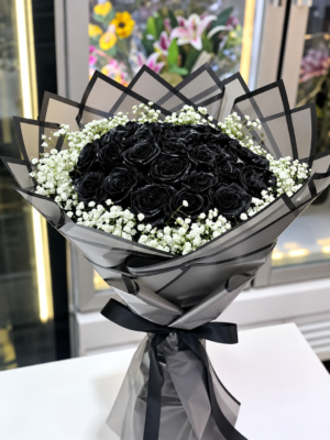 BLACK ROSE BOUQUET - 25 ROSES