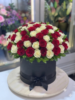 DYNAMIC ROSE BOX-51 ROSES