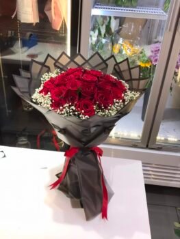PREMIUM RED ROSE BOUQUET - 20 ROSES