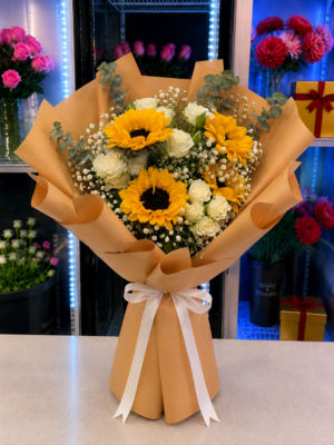 SUNFLOWER AND ROSE BLOOM
