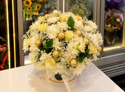 PREMIUM WHITE FLOWER BOX